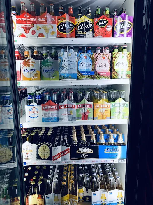 Family Grocery , Deli & Smoke shop Picture 5