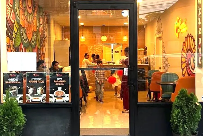 Lassi Lounge Picture 6