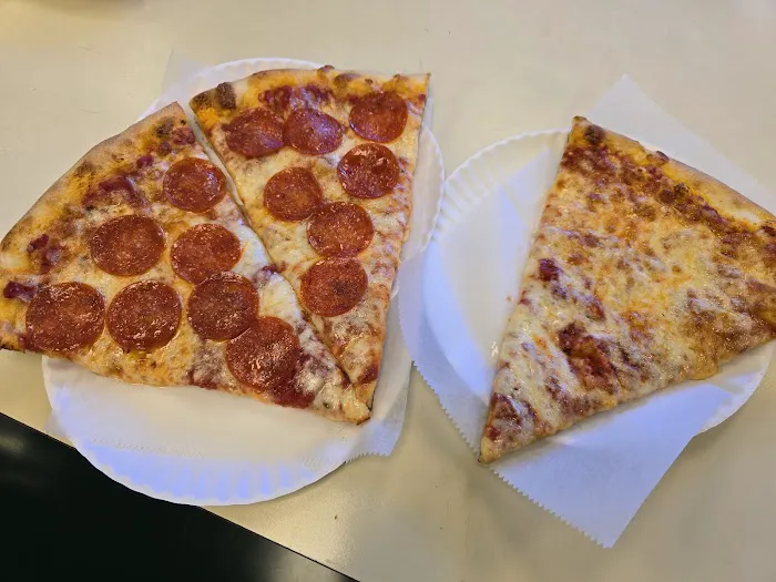 Alfie's Pizzeria & Restaurant Picture 9