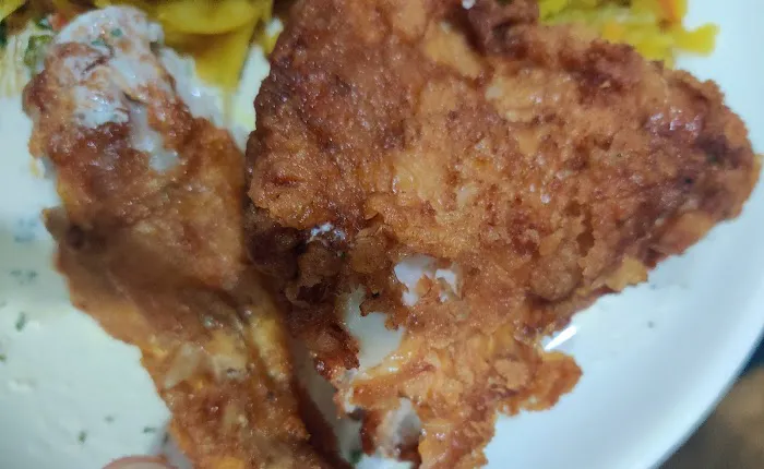 75St Crown Chicken Picture 1
