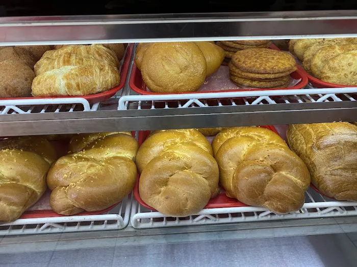 Punto Sabroso Bakery Picture 8