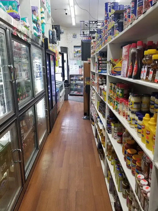 Los Chamona Deli Picture 2