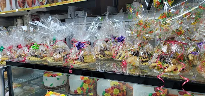 Los Girasoles Bakery de La Doña, Inc. Picture 9