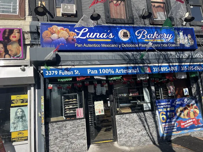 Luna’s bakery Picture 1