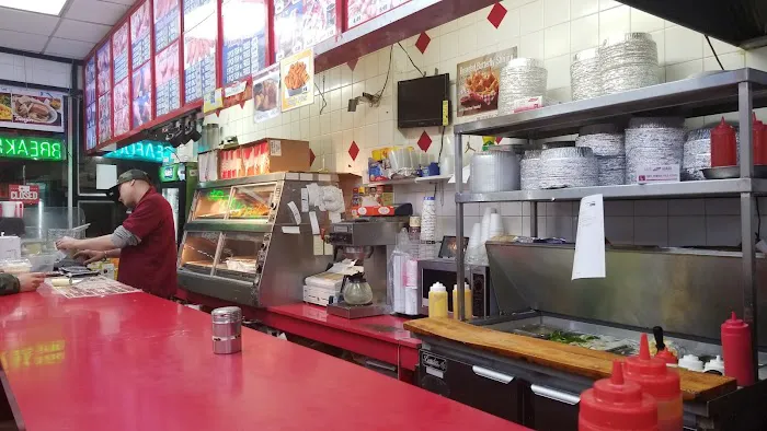 Crown fried chicken pizza and coffee shop Picture 8