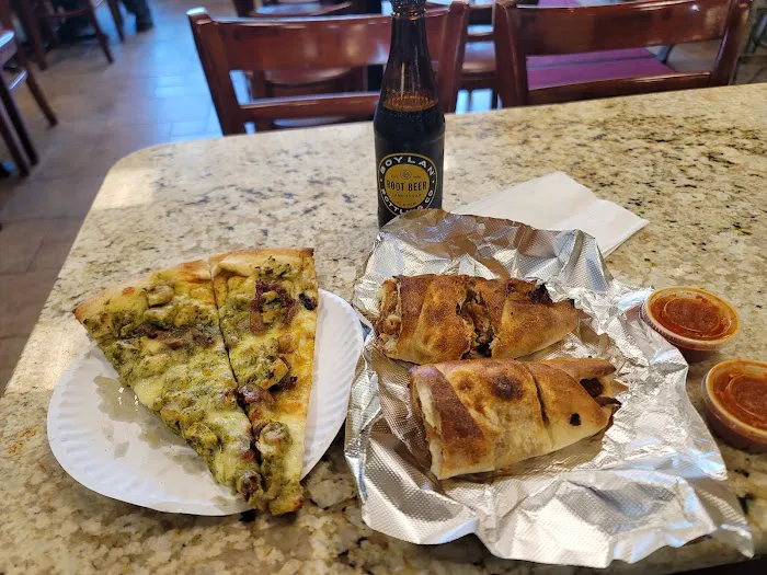 Sofia's Pizza Picture 9