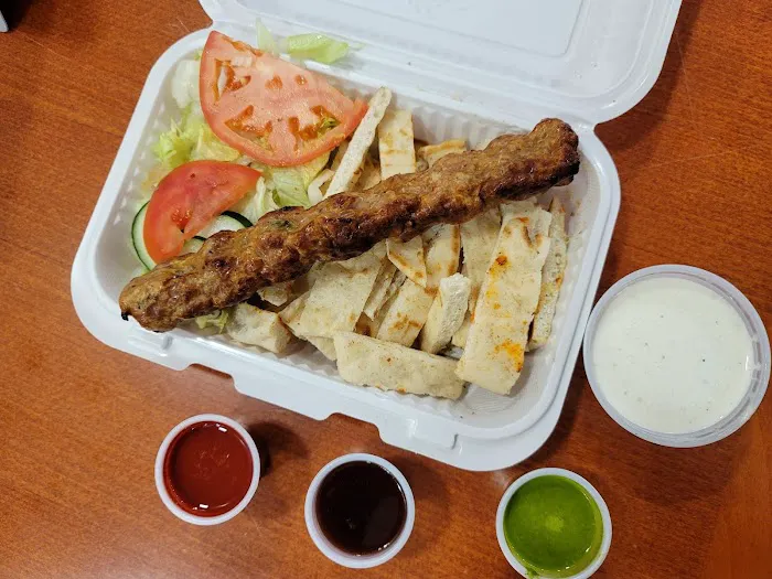 Zaki's Halal Food Truck 2 Picture 5