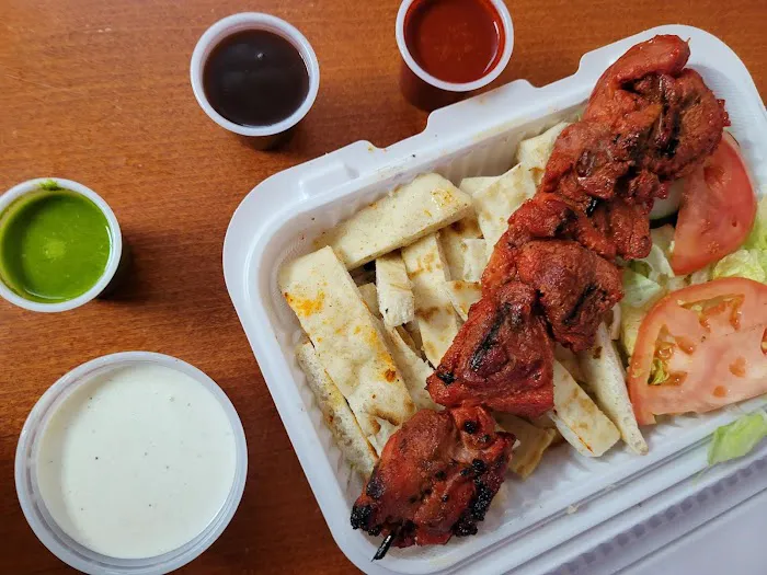 Zaki's Halal Food Truck 2 Picture 7