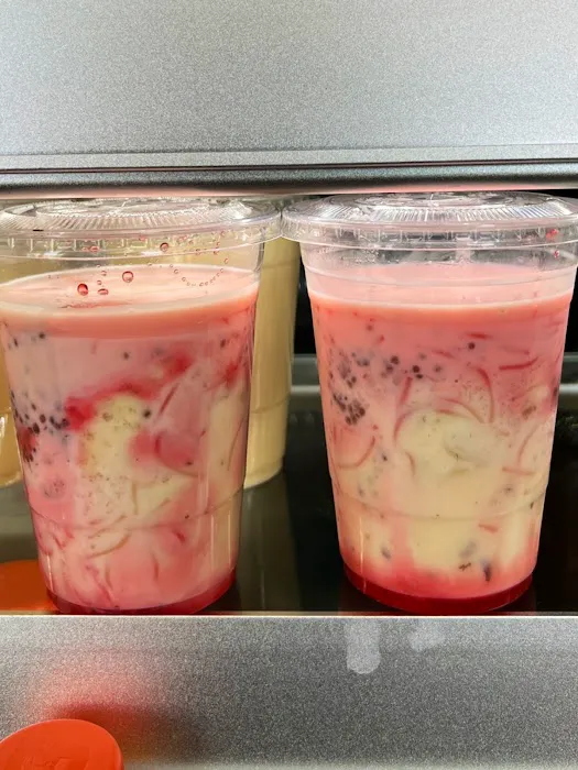 13 13 cafe and juice bar Picture 4