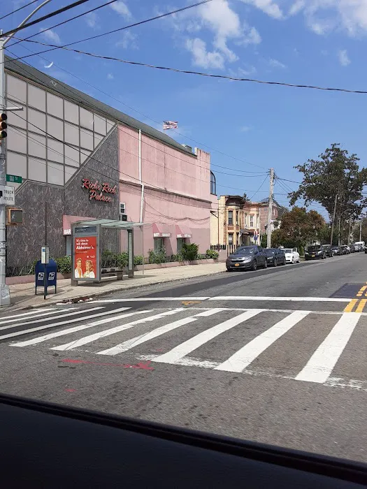 Atlantic Ave Deli Grocery Picture 9