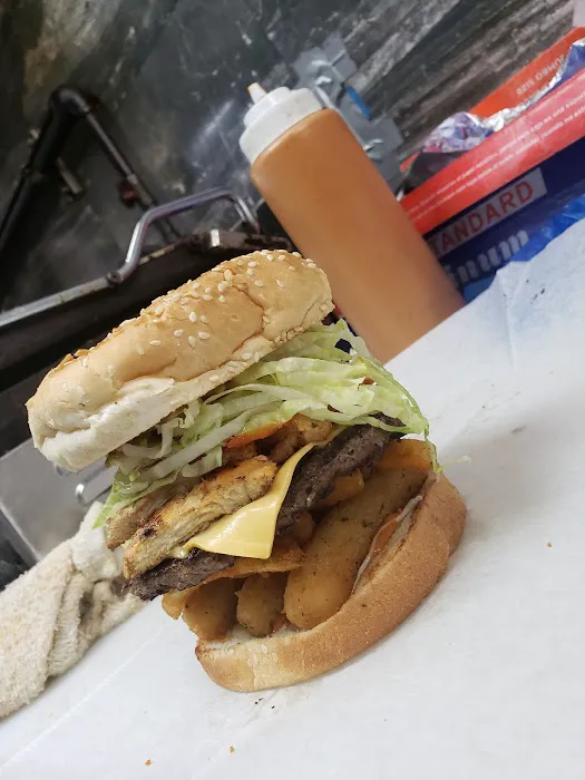One Way Juice Bar & Deli Picture 4