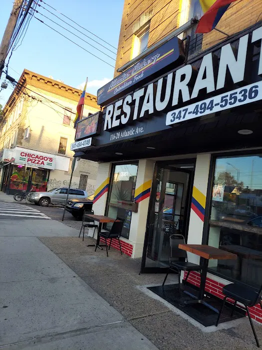 Chicago's Pizza With A Twist - Richmond Hill, NY Picture 2