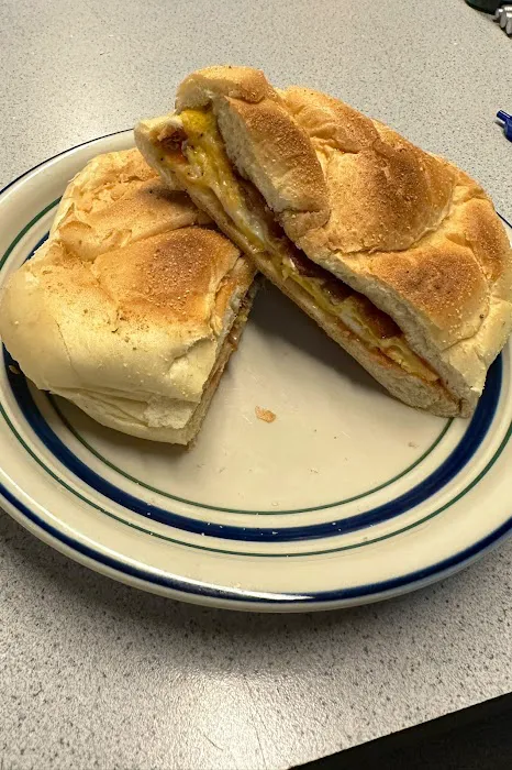 M & O Bagels Picture 7