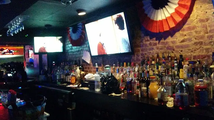 Mike's Tavern Picture 9