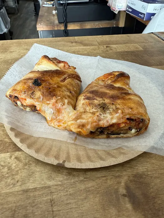 Esca's Pizza Picture 4