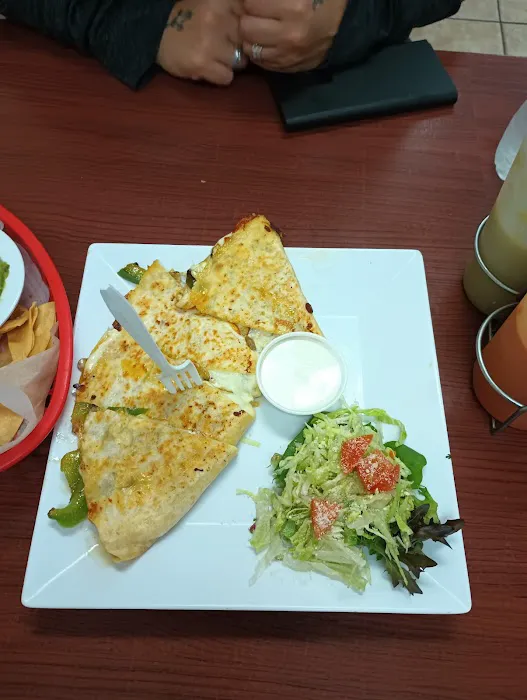 Compadres Mexican Restaurant Picture 7