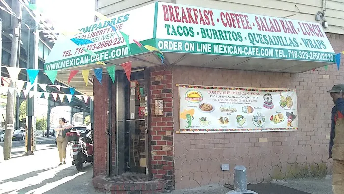 Compadres Mexican Restaurant Picture 4