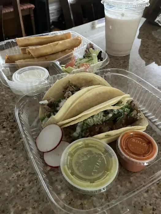 Compadres Mexican Restaurant Picture 5