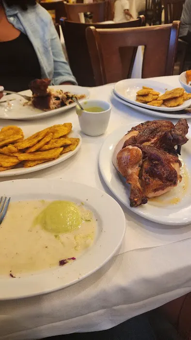 El Pollo Inka Peru Picture 6