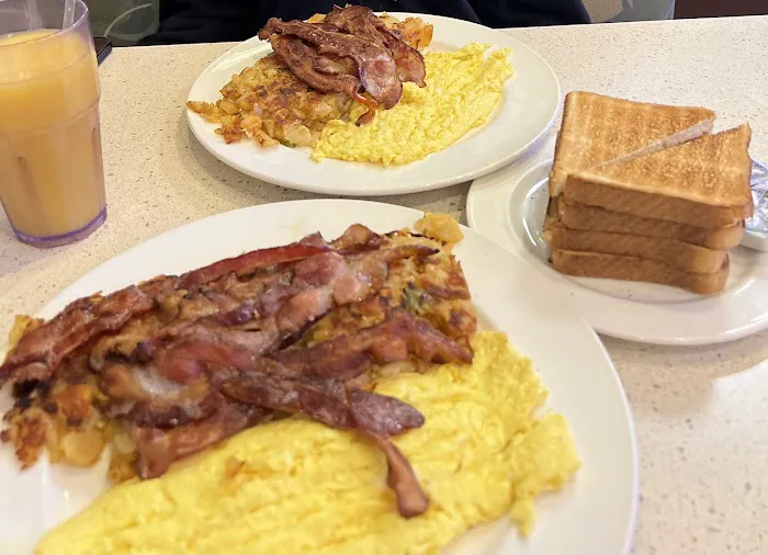 Atlantic Diner Picture 8