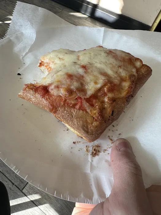 Ricky’s pizza Picture 9