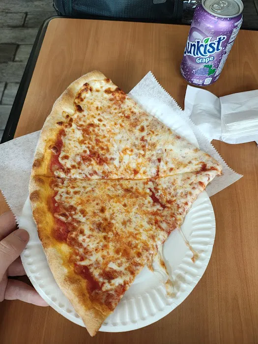 Ricky’s pizza Picture 7