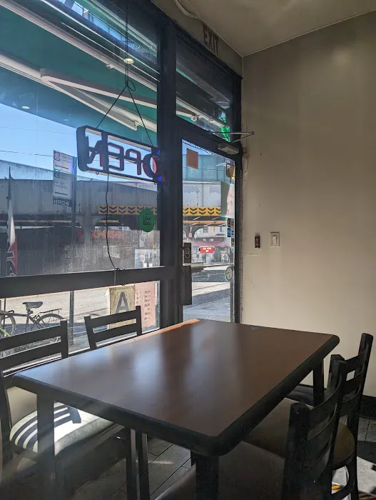 Ricky’s pizza Picture 6