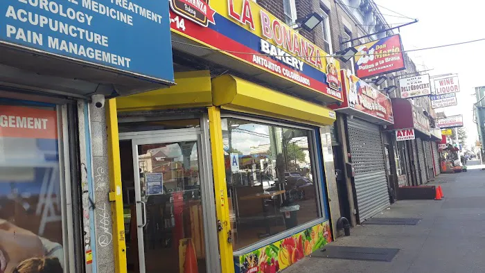 La Bonanza Bakery Picture 1