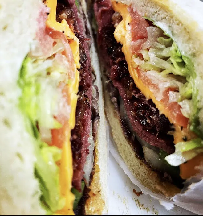 king 1 Gourmet Deli Picture 2