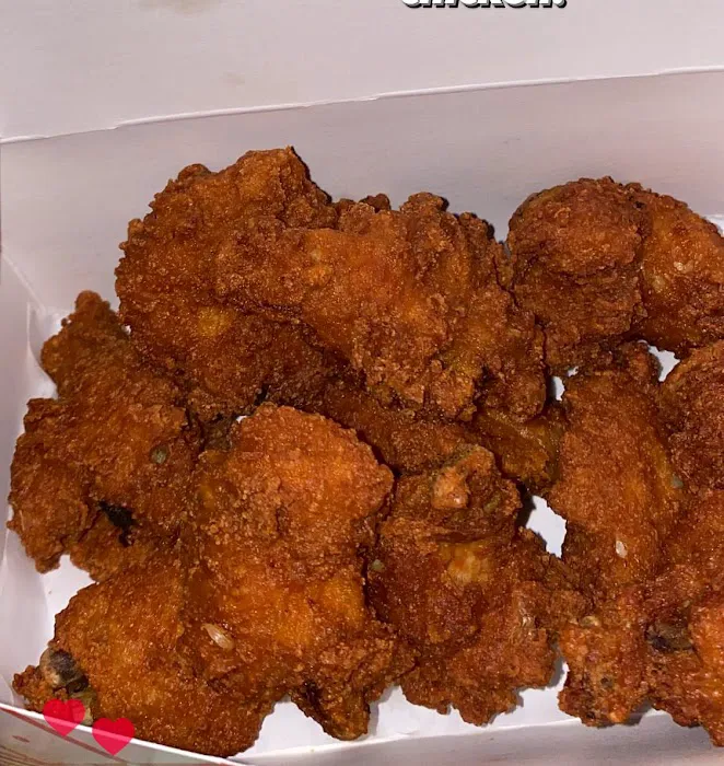 Medina Fried Chicken & Pizza Picture 10