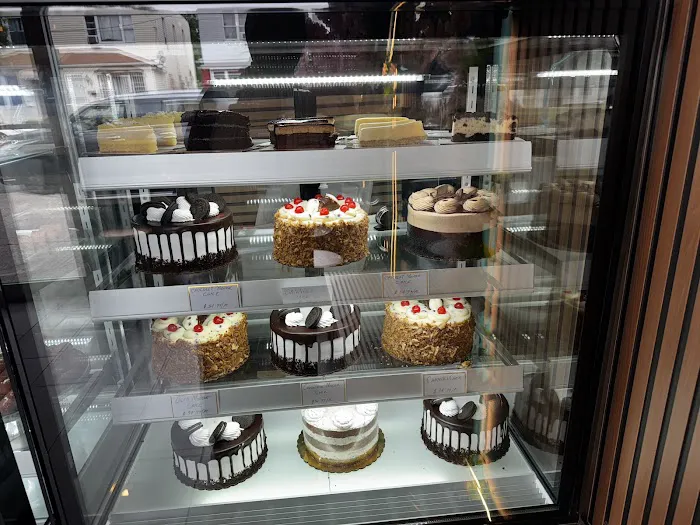 Kawsar Sweet House Picture 2