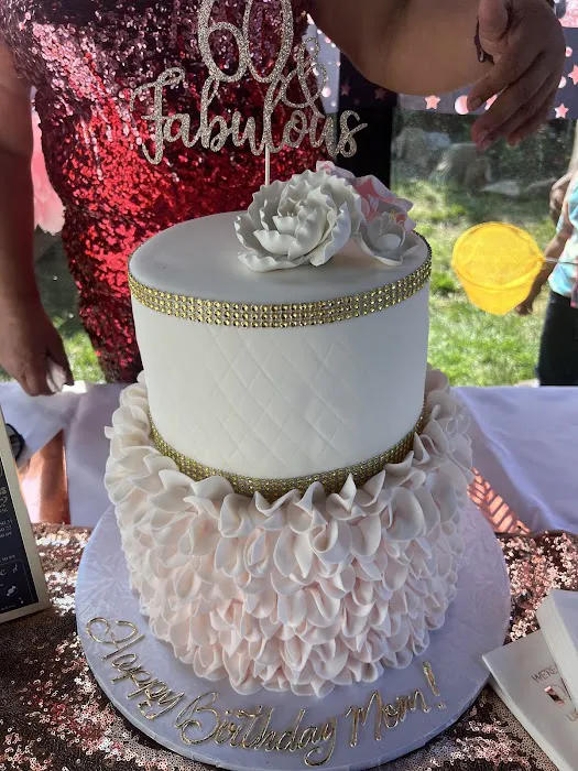Cookies and Cream Pastry Shop Picture 8