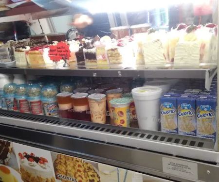 Colombia La Dulce II Bakery
