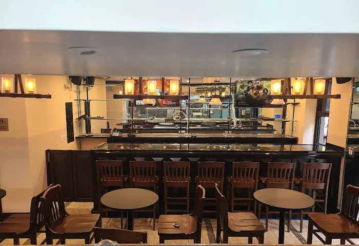 Places Bar and Grill Picture 6