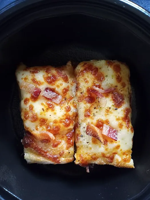 Little Caesars Pizza Picture 7