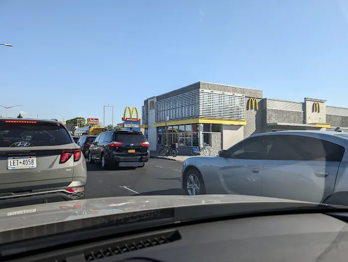 McDonald's Picture 7