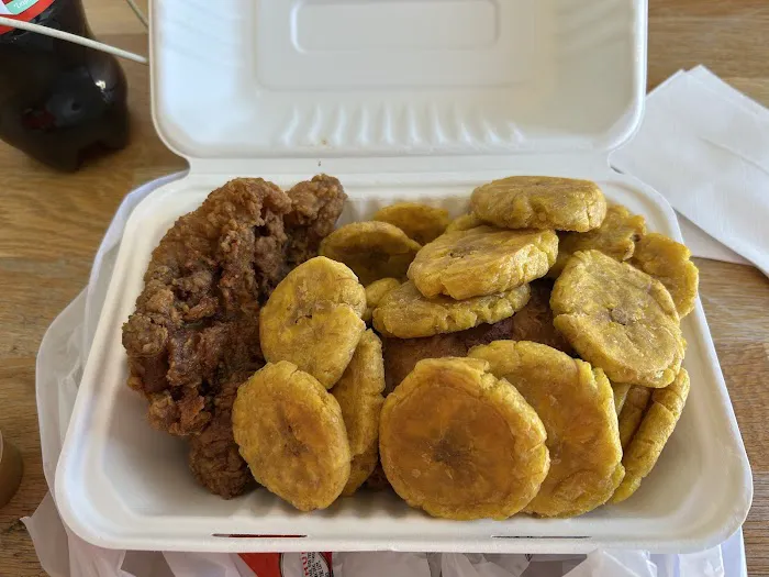 Equis Pica Pollo (Riverdale Ave) Picture 1