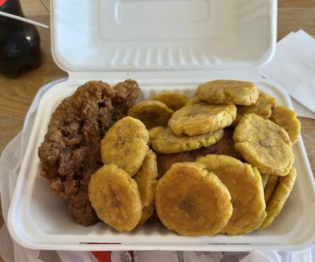 Equis Pica Pollo (Riverdale Ave)