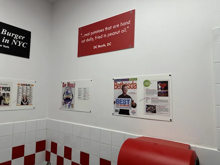 Five Guys Picture 5