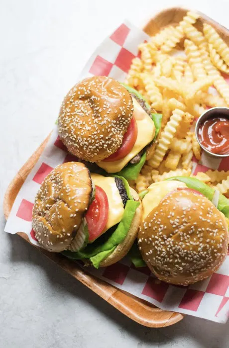 Burgers & Wings by Brooklyn Geechie Picture 1