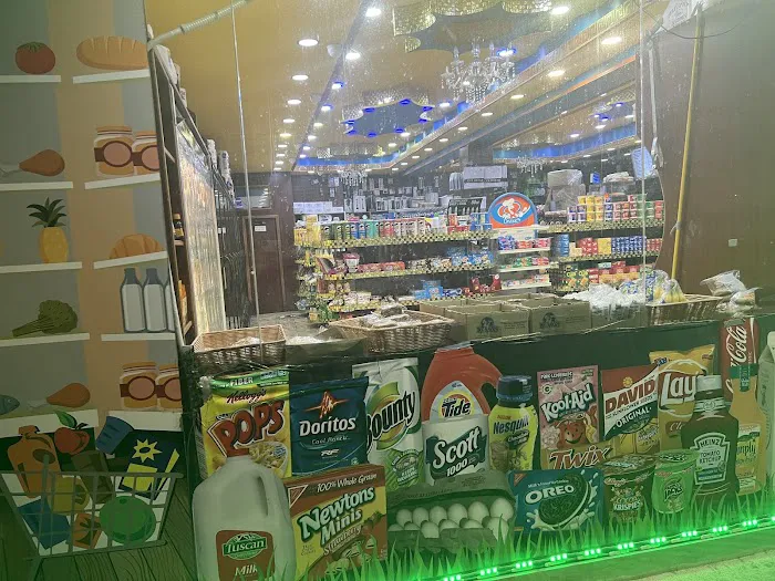N Y Deli & Mini Market Picture 1