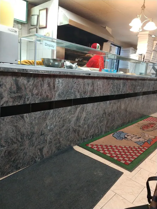Joe's Pizzeria Picture 3