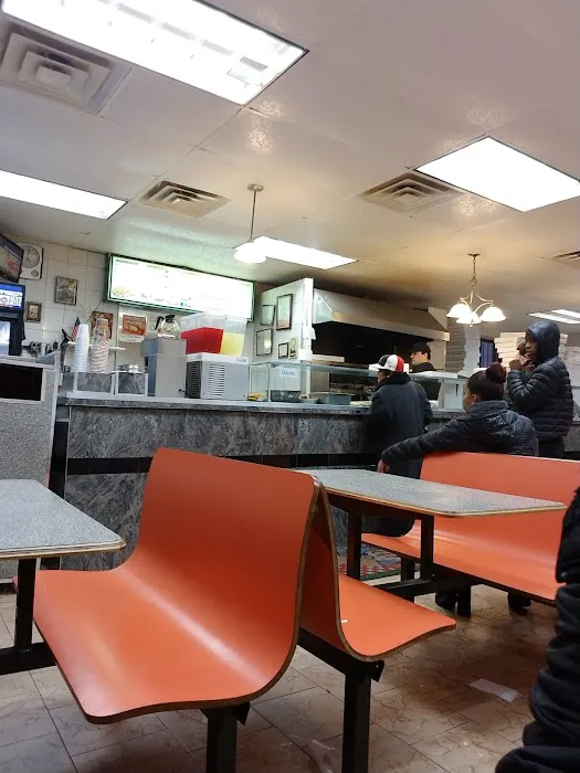 Joe's Pizzeria Picture 2