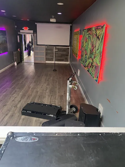 Sectionz Social Lounge & Rental Hall Picture 4