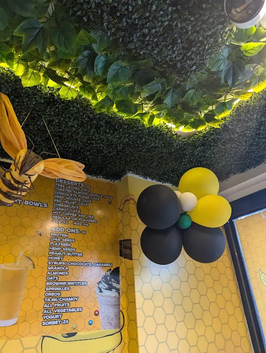 Bee Hive Juice Bar Picture 8