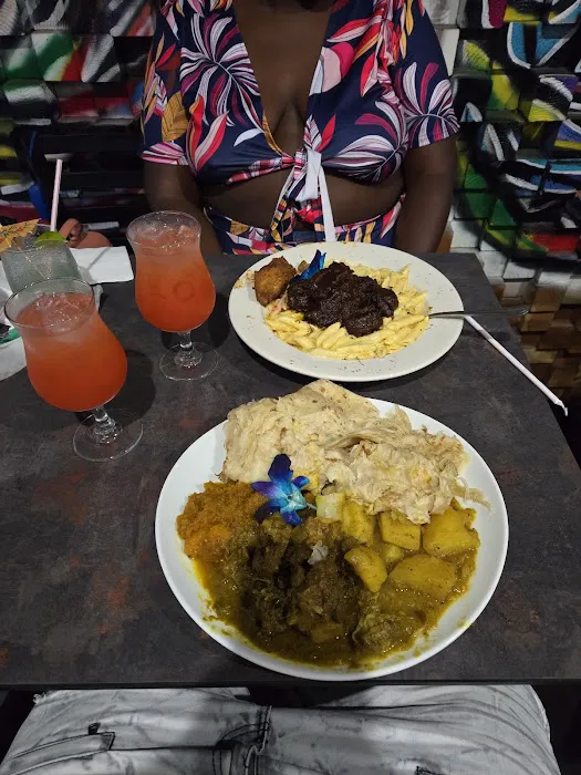TriniJam Bk Roti Bar & Grill Picture 10