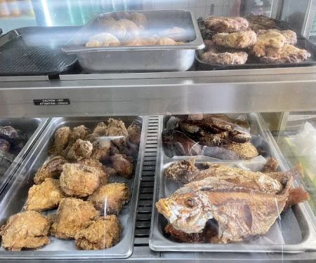 I Land Fish & Grill