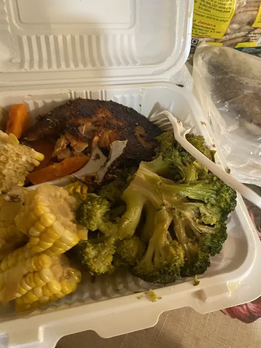 I Land Fish & Grill Picture 3