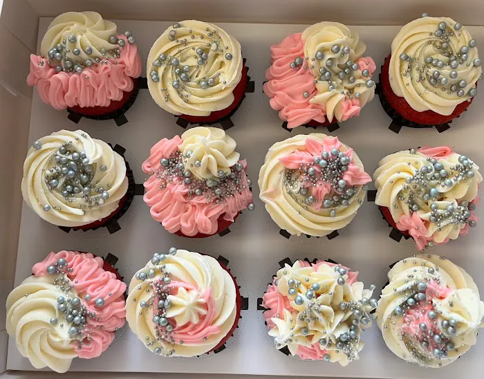 Izzy’s Sweets Boutique Homemade Desserts & Treats Picture 1