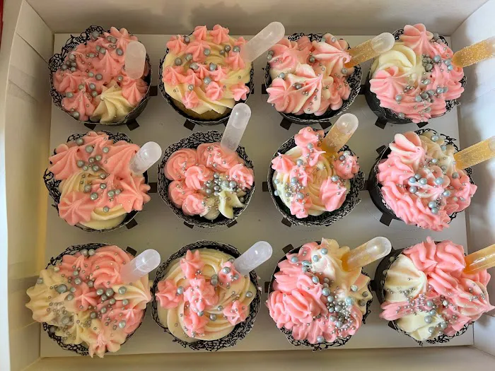 Izzy’s Sweets Boutique Homemade Desserts & Treats Picture 9
